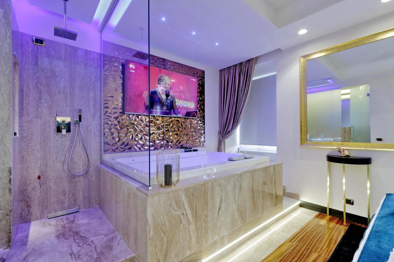 Trevi Diamond Luxury Suites & Jacuzzi Rom Exterior foto
